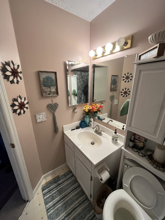Canal Winchester OH before — room needing updates