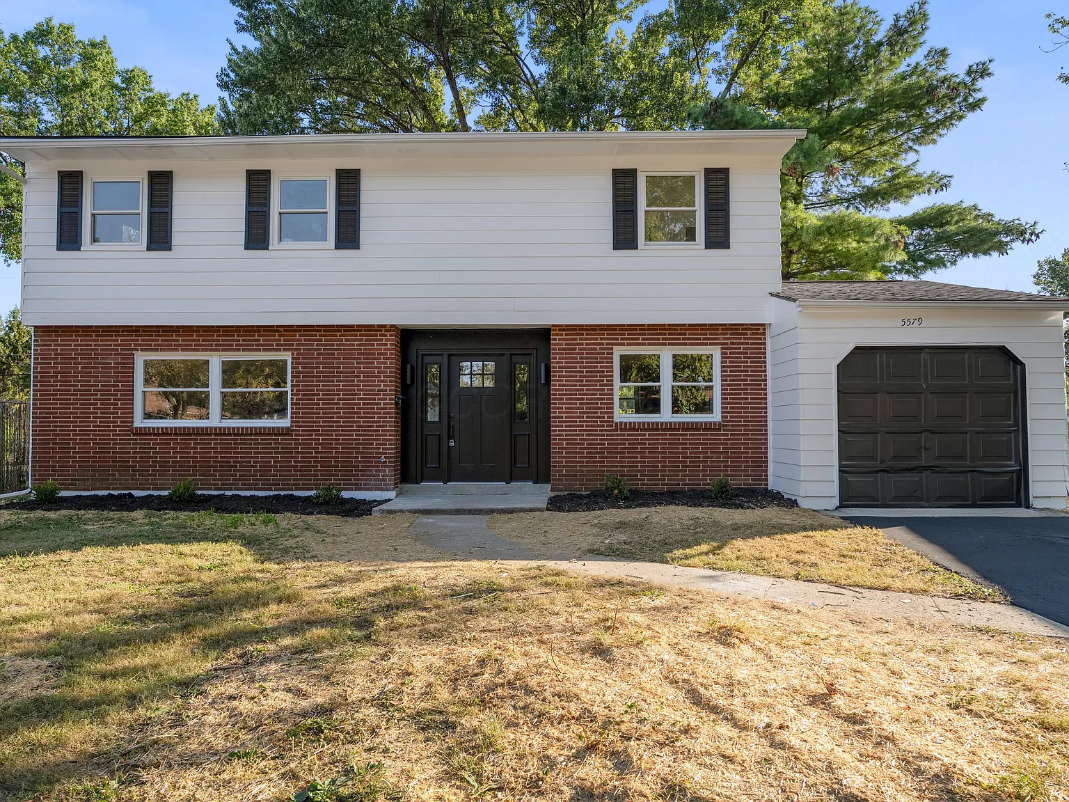 Columbus OH home after renovation — beautifully renovated brick colonial