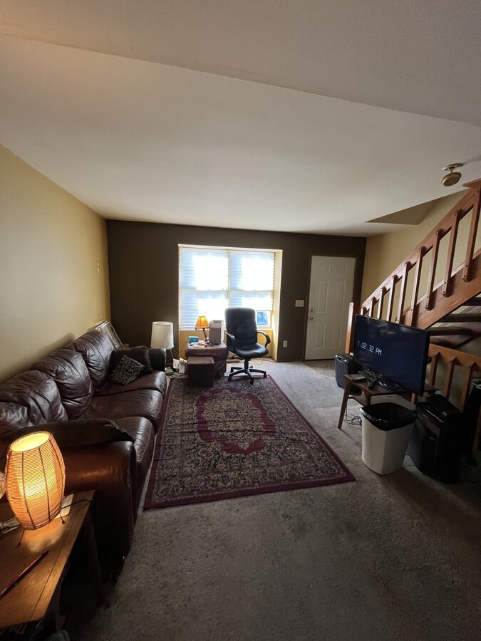 Hilliard OH townhouse before — lived-in interior facing foreclosure