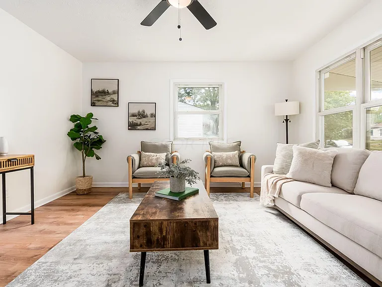 Hilliard OH after renovation — updated interior