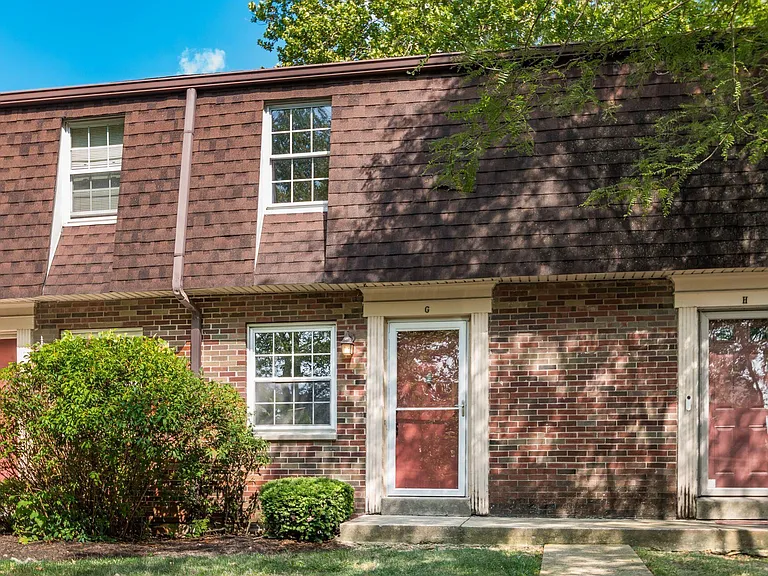 Lancaster OH townhouse after renovation — clean exterior